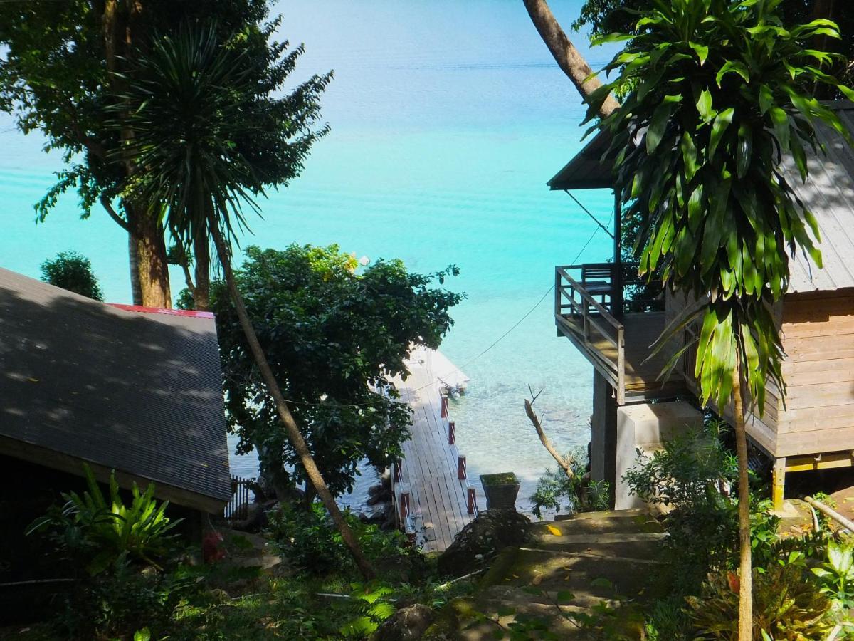 Olala Cafe & Bungalows サバン エクステリア 写真